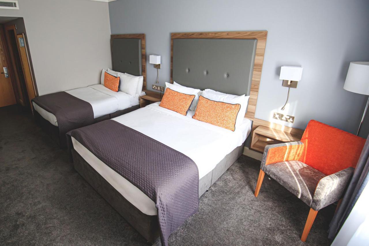 Westlodge & Leisure Centre 4*