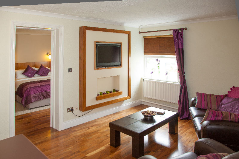 Hotel Westlodge & Leisure Centre 4*