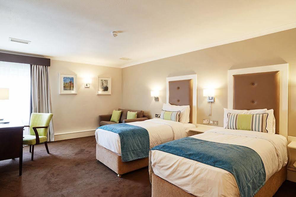 Westlodge & Leisure Centre Hotel